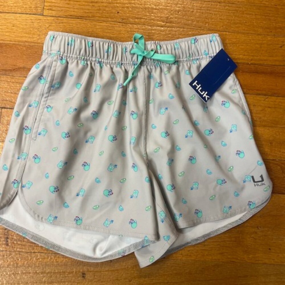 NWT HUK W's Pursuit Volley Printed Short- Printed Harbor Mist - Picture 2 of 2